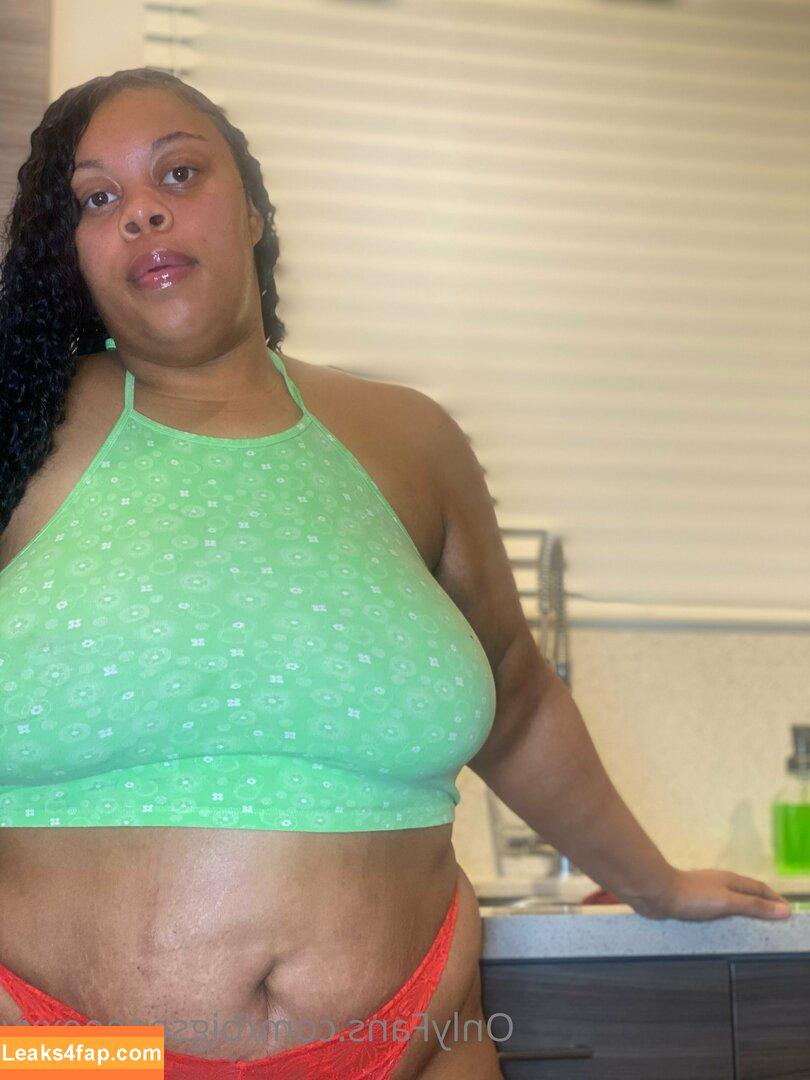 bigseeeeexxy / bigseeeeeexxy leaked photo photo #0024