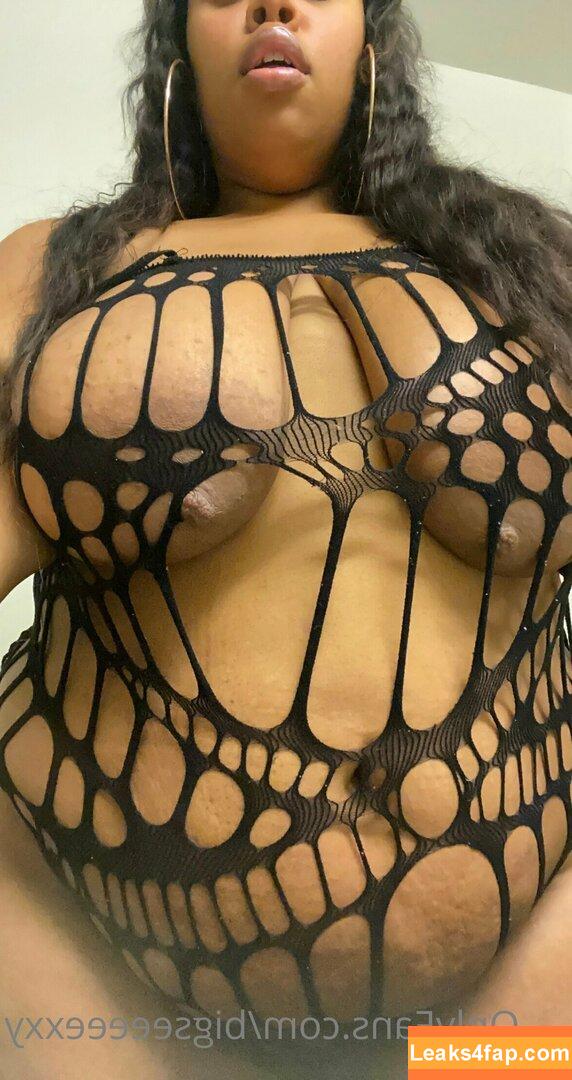 bigseeeeexxy / bigseeeeeexxy leaked photo photo #0068