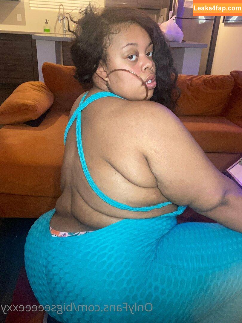 bigseeeeexxy / bigseeeeeexxy leaked photo photo #0110