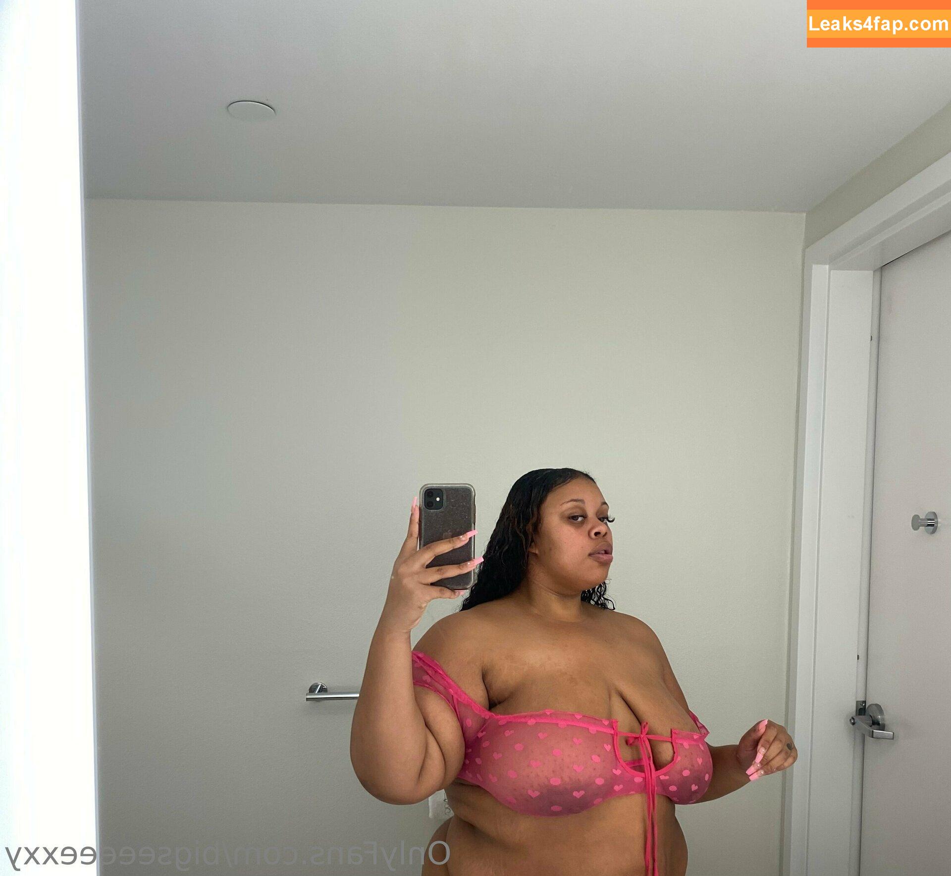 bigseeeeexxy / bigseeeeeexxy leaked photo photo #0132