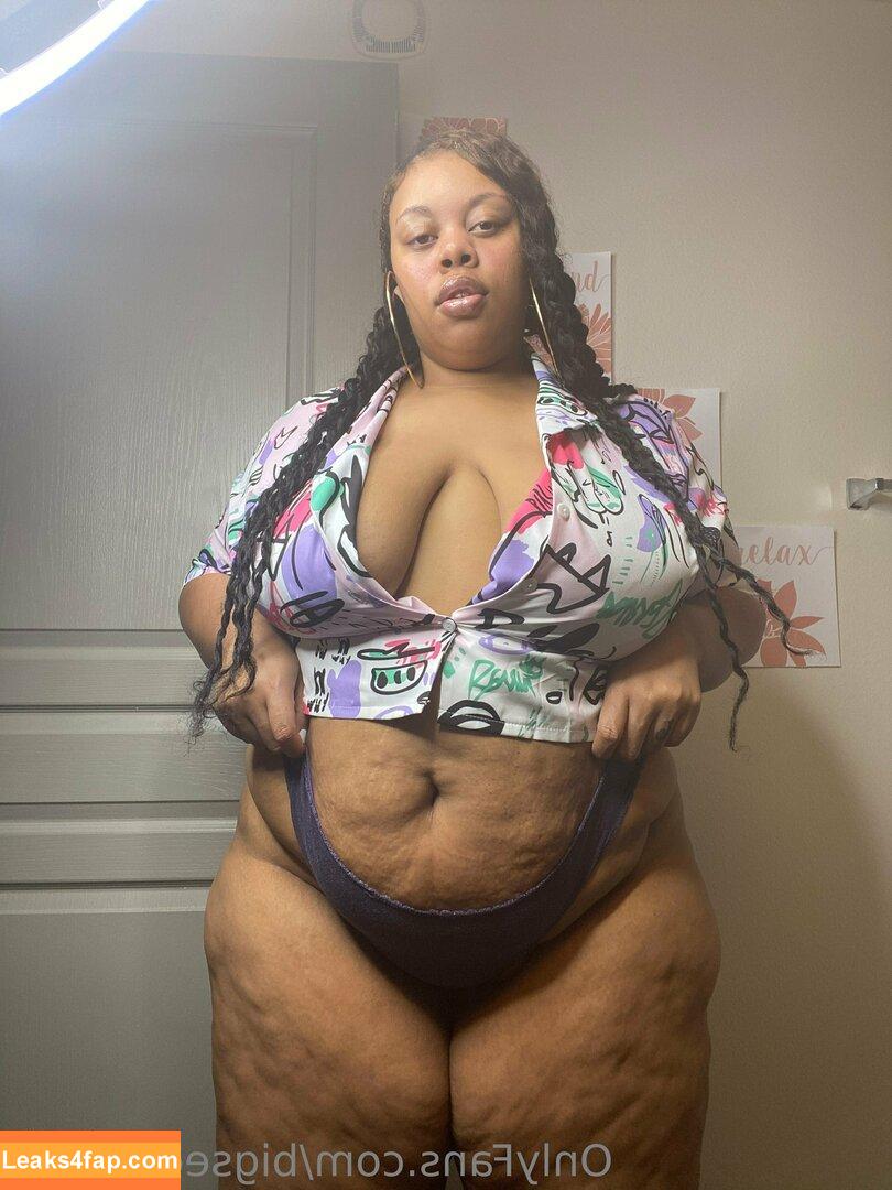 bigseeeeexxy / bigseeeeeexxy leaked photo photo #0178