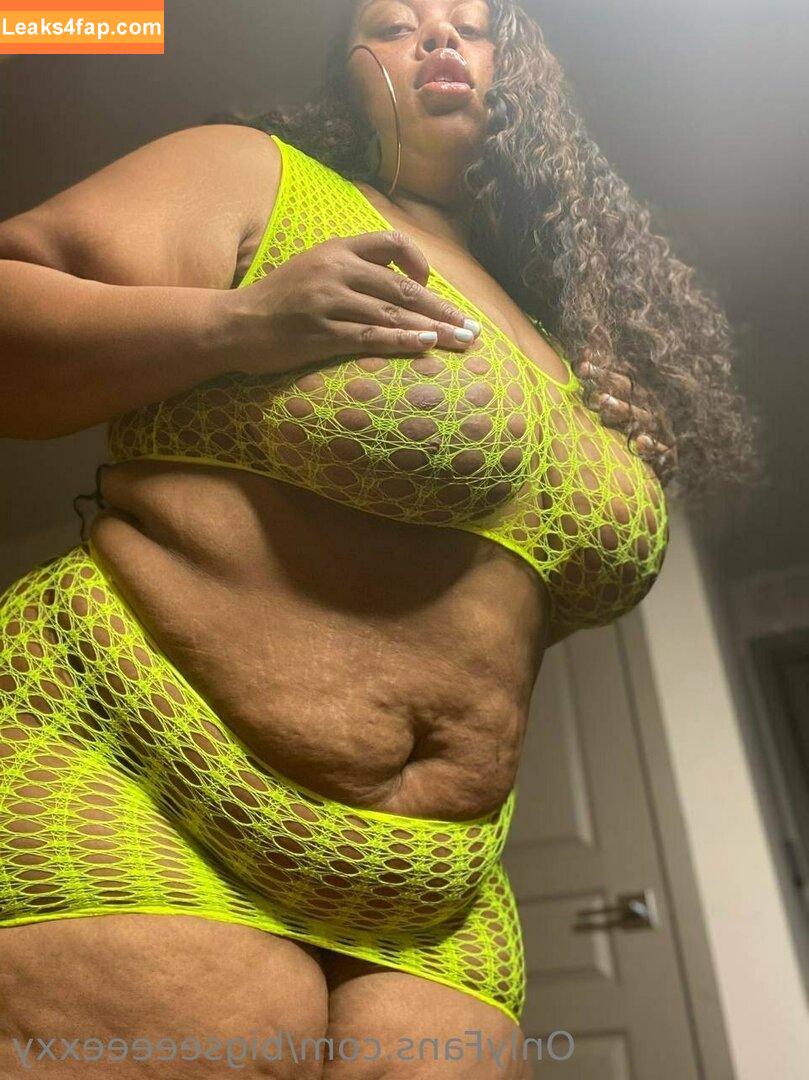 bigseeeeexxy / bigseeeeeexxy leaked photo photo #0232