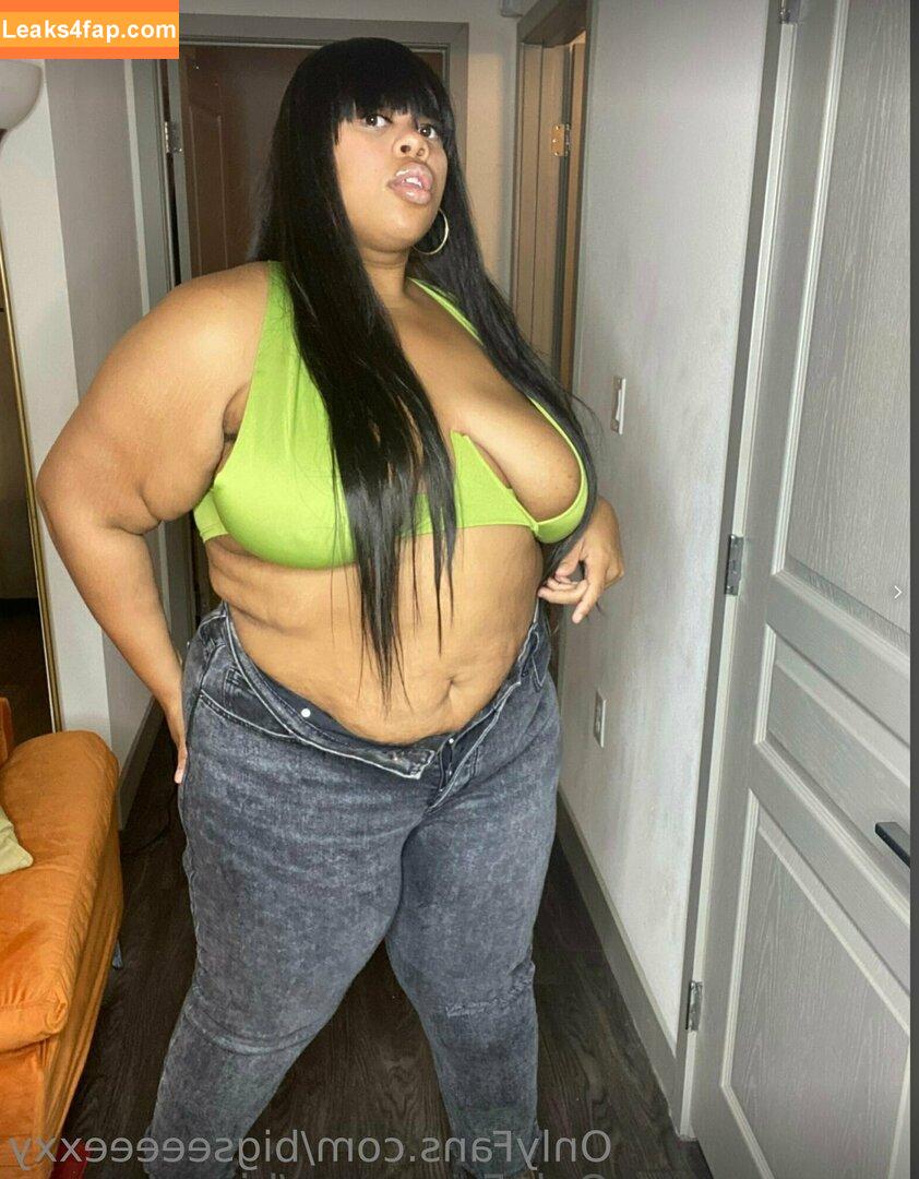 bigseeeeexxy / bigseeeeeexxy leaked photo photo #0259
