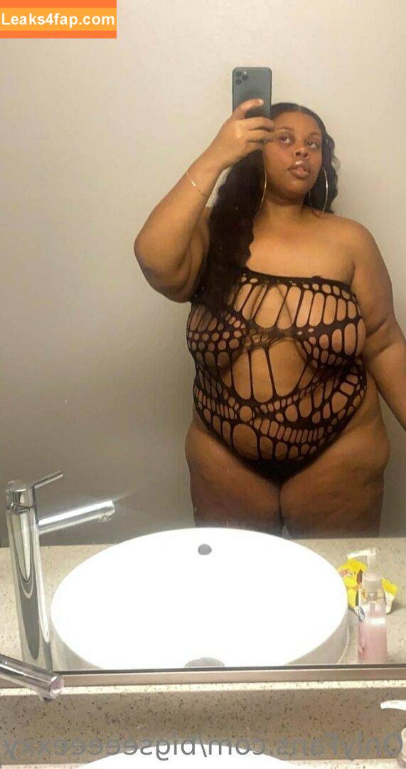 bigseeeeexxy / bigseeeeeexxy leaked photo photo #0261