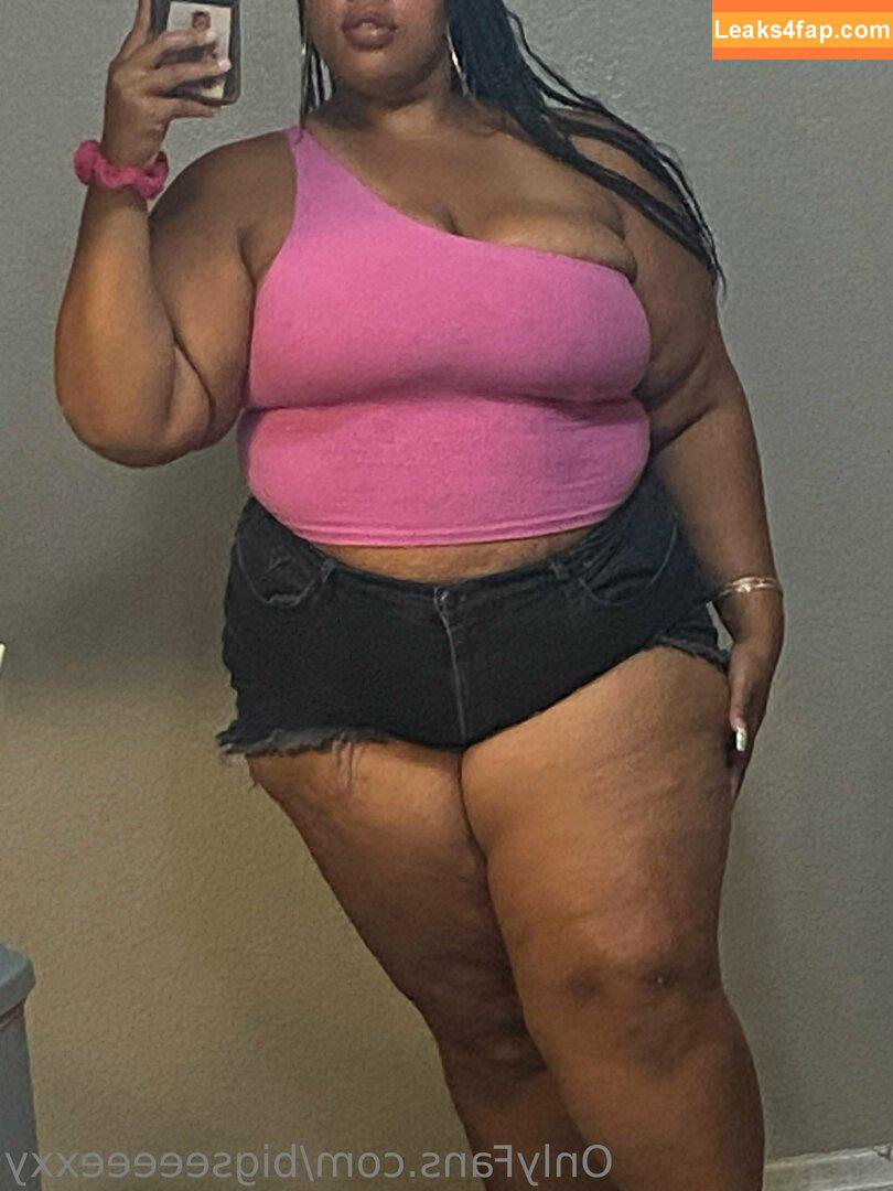 bigseeeeexxy / bigseeeeeexxy leaked photo photo #0264
