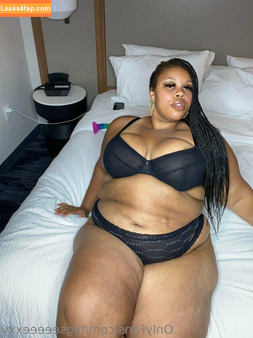 bigseeeeexxy / bigseeeeeexxy leaked photo photo #0266