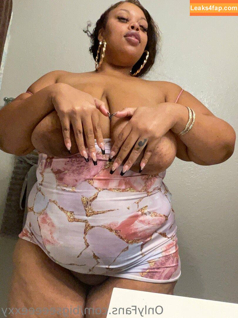 bigseeeeexxy / bigseeeeeexxy leaked photo photo #0281
