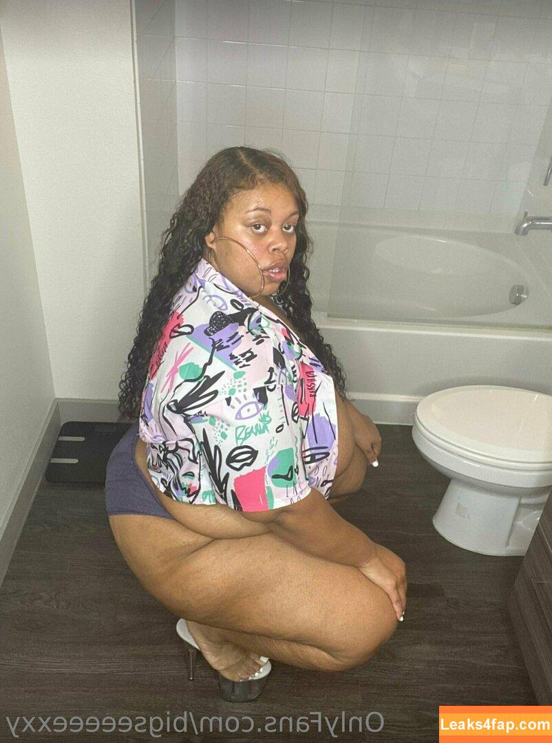 bigseeeeexxy / bigseeeeeexxy leaked photo photo #0289