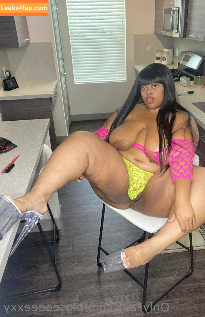 bigseeeeexxy / bigseeeeeexxy leaked photo photo #0291
