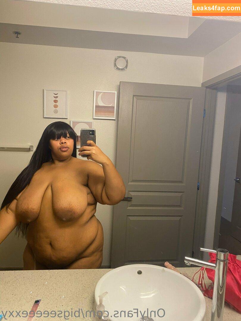 bigseeeeexxy / bigseeeeeexxy leaked photo photo #0302
