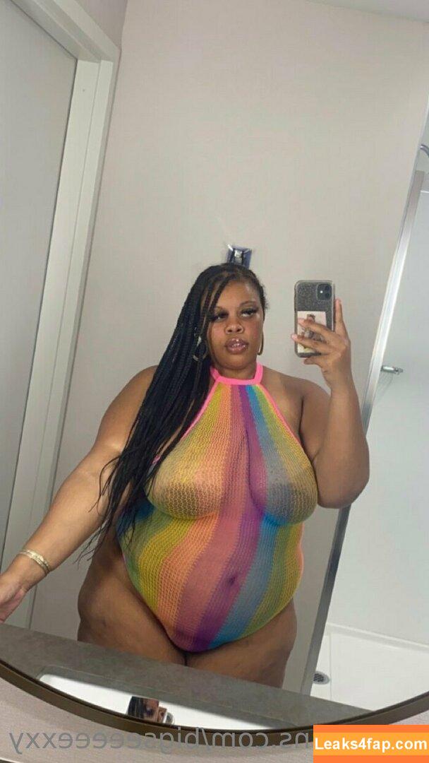 bigseeeeexxy / bigseeeeeexxy leaked photo photo #0332