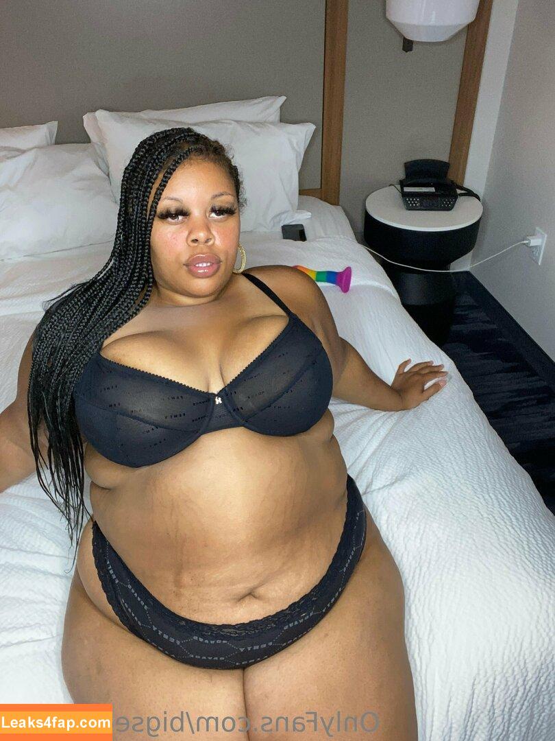 bigseeeeexxy / bigseeeeeexxy leaked photo photo #0336