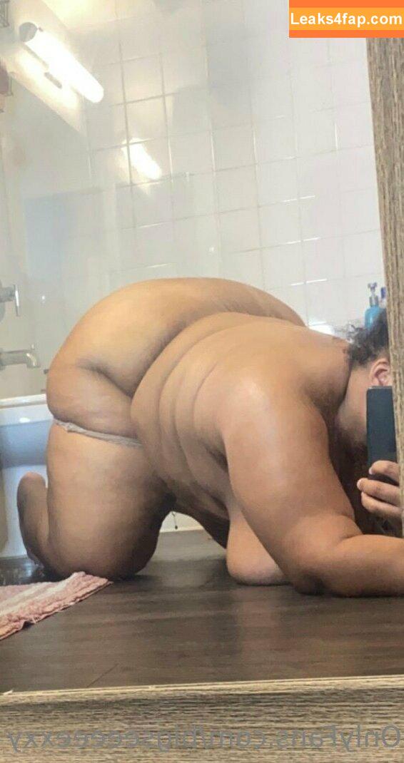 bigseeeeexxy / bigseeeeeexxy leaked photo photo #0348