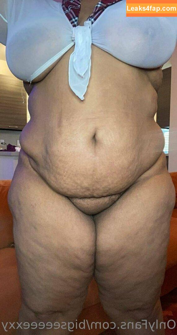 bigseeeeexxy / bigseeeeeexxy leaked photo photo #0358