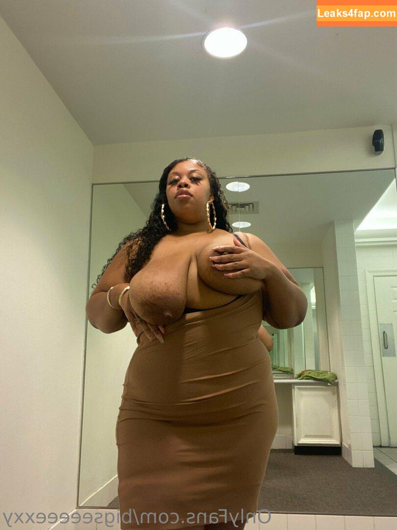 bigseeeeexxy / bigseeeeeexxy leaked photo photo #0425