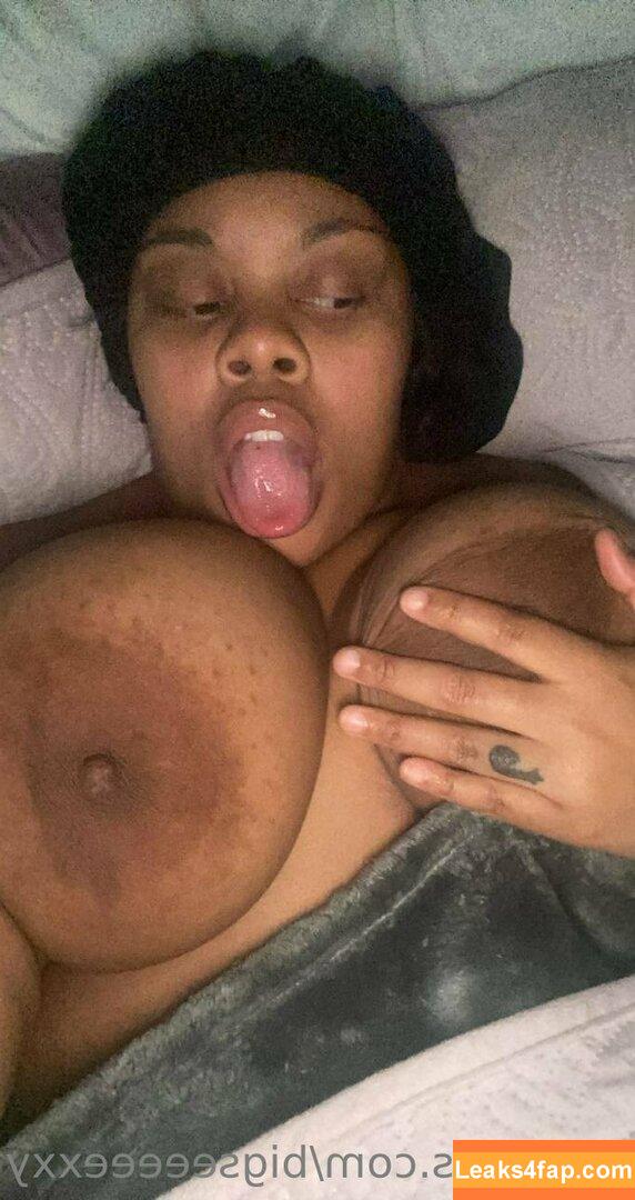 bigseeeeexxy / bigseeeeeexxy leaked photo photo #0428