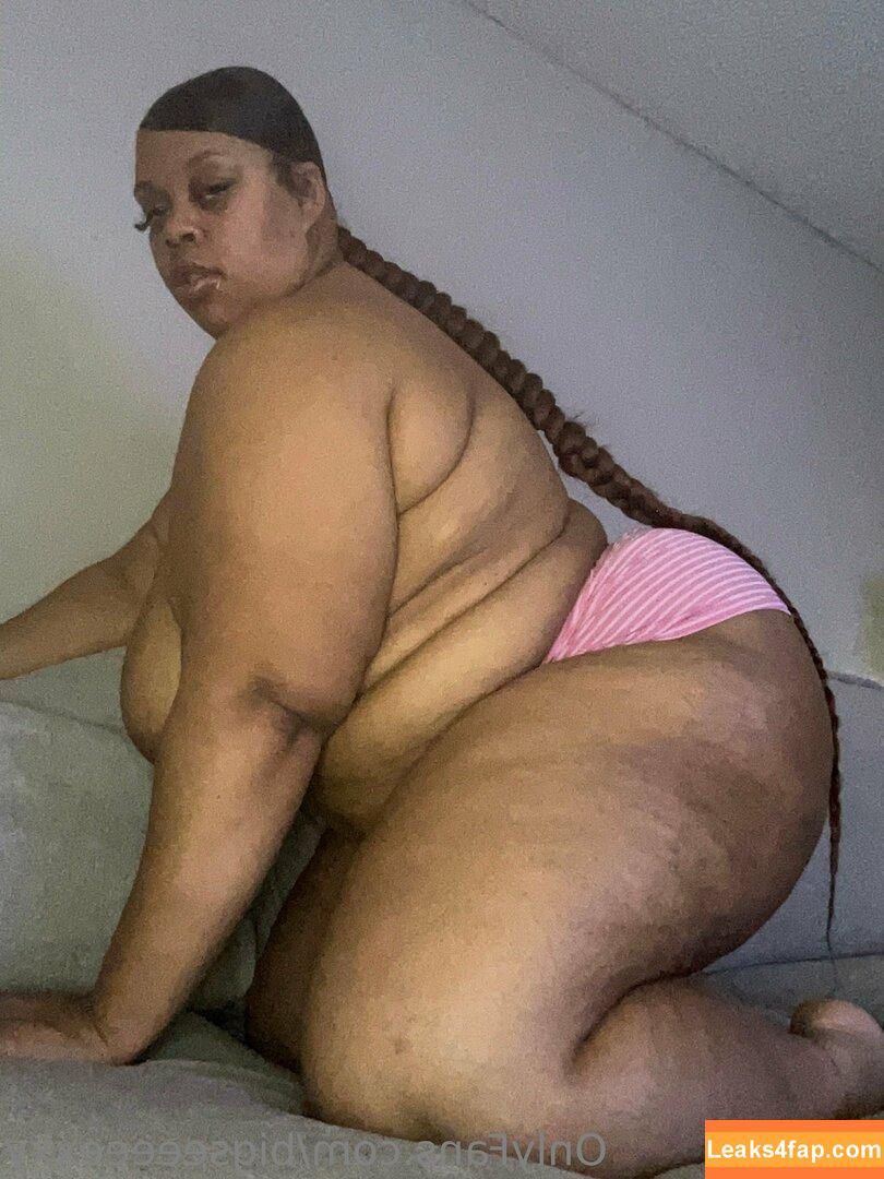 bigseeeeexxy / bigseeeeeexxy leaked photo photo #0429