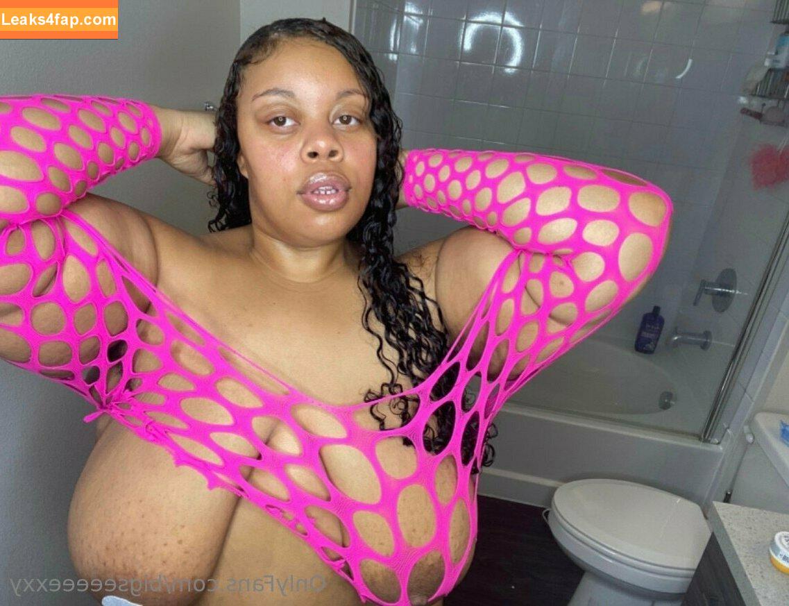 bigseeeeexxy / bigseeeeeexxy leaked photo photo #0468