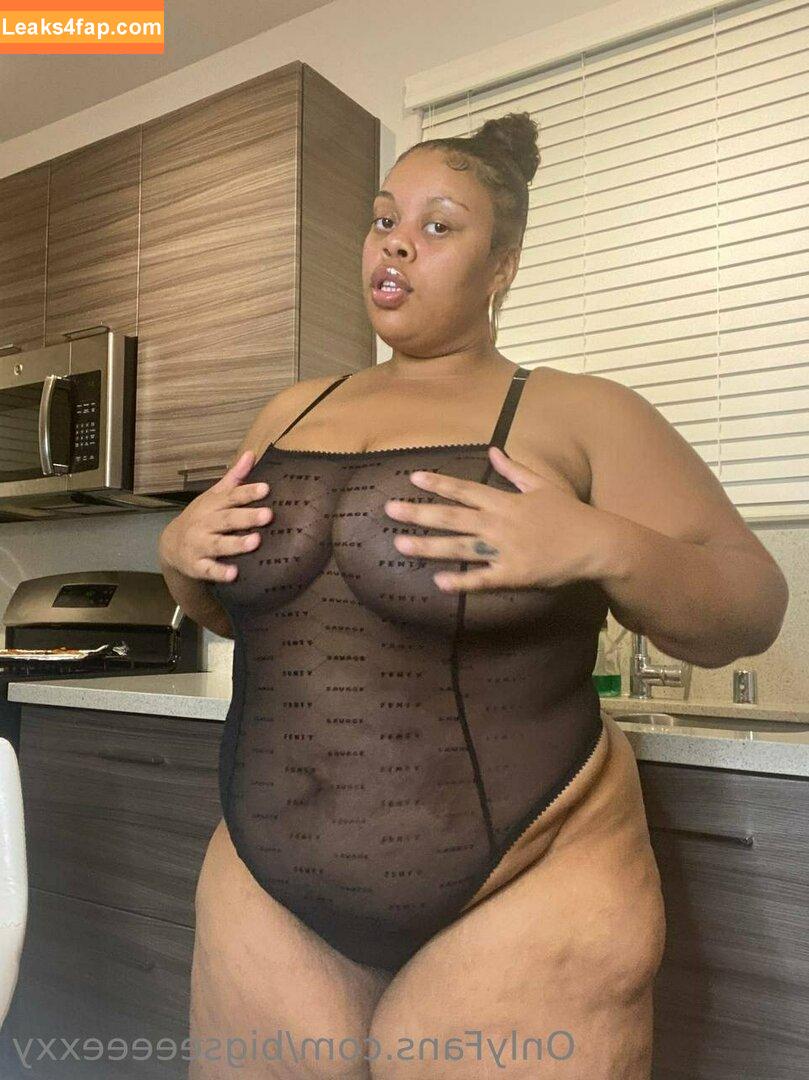 bigseeeeexxy / bigseeeeeexxy leaked photo photo #0471
