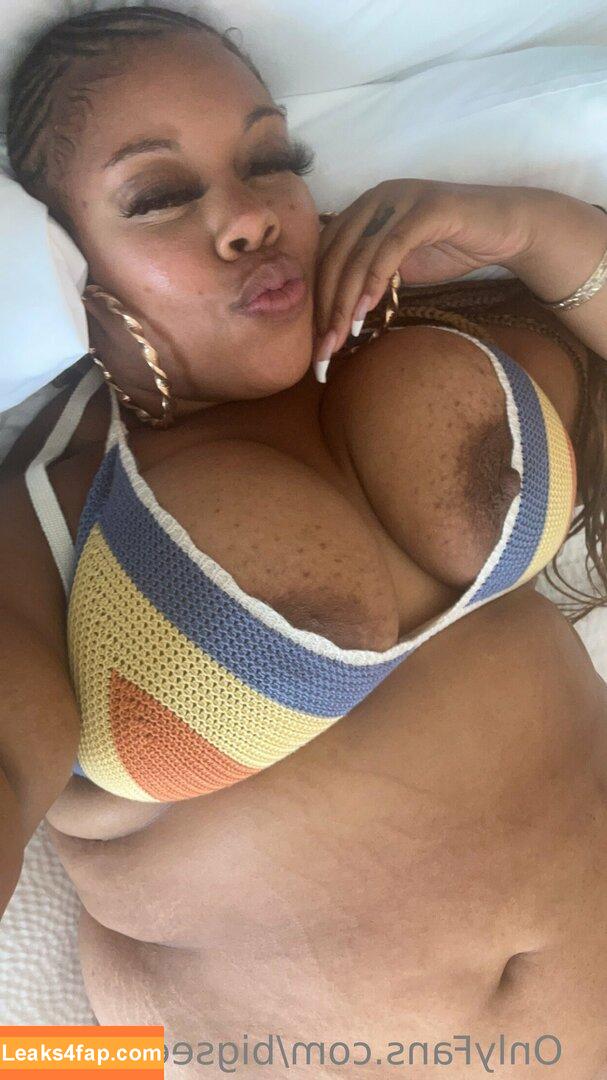 bigseeeeexxy / bigseeeeeexxy leaked photo photo #0472