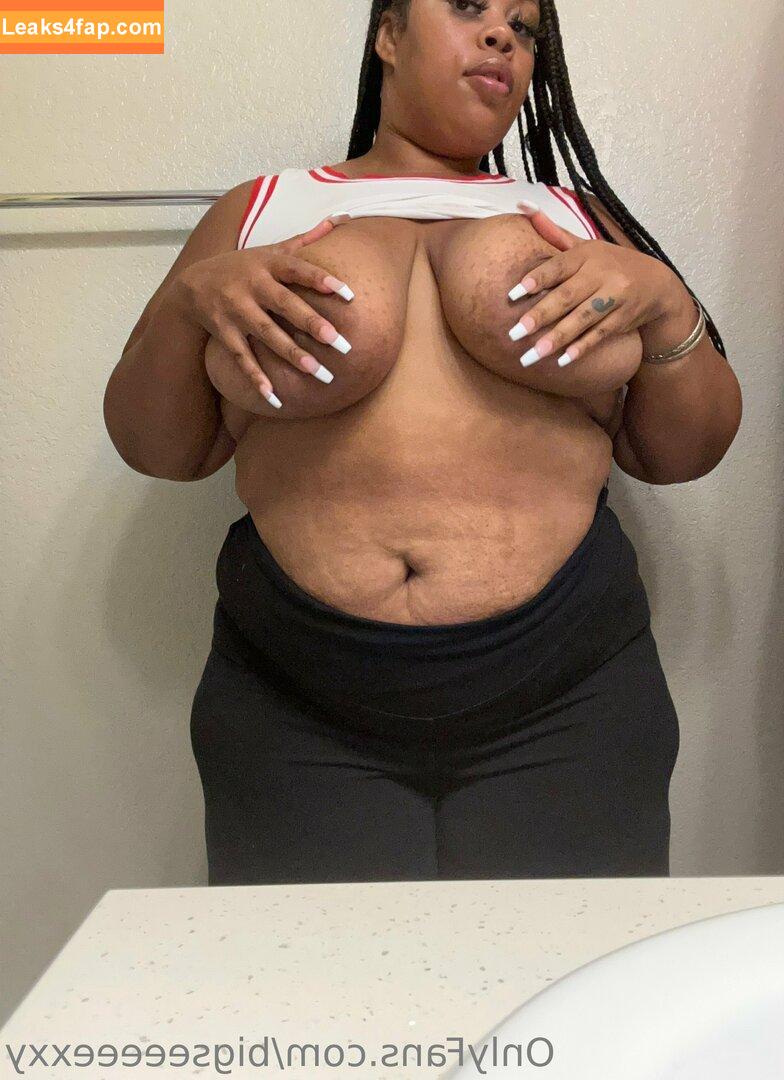 bigseeeeexxy / bigseeeeeexxy leaked photo photo #0477