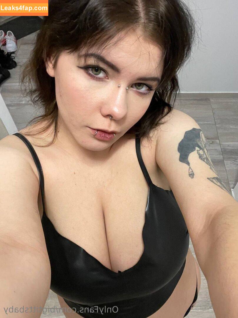 bigtittsbaby / big.tits.baby.on.holiday leaked photo photo #0088