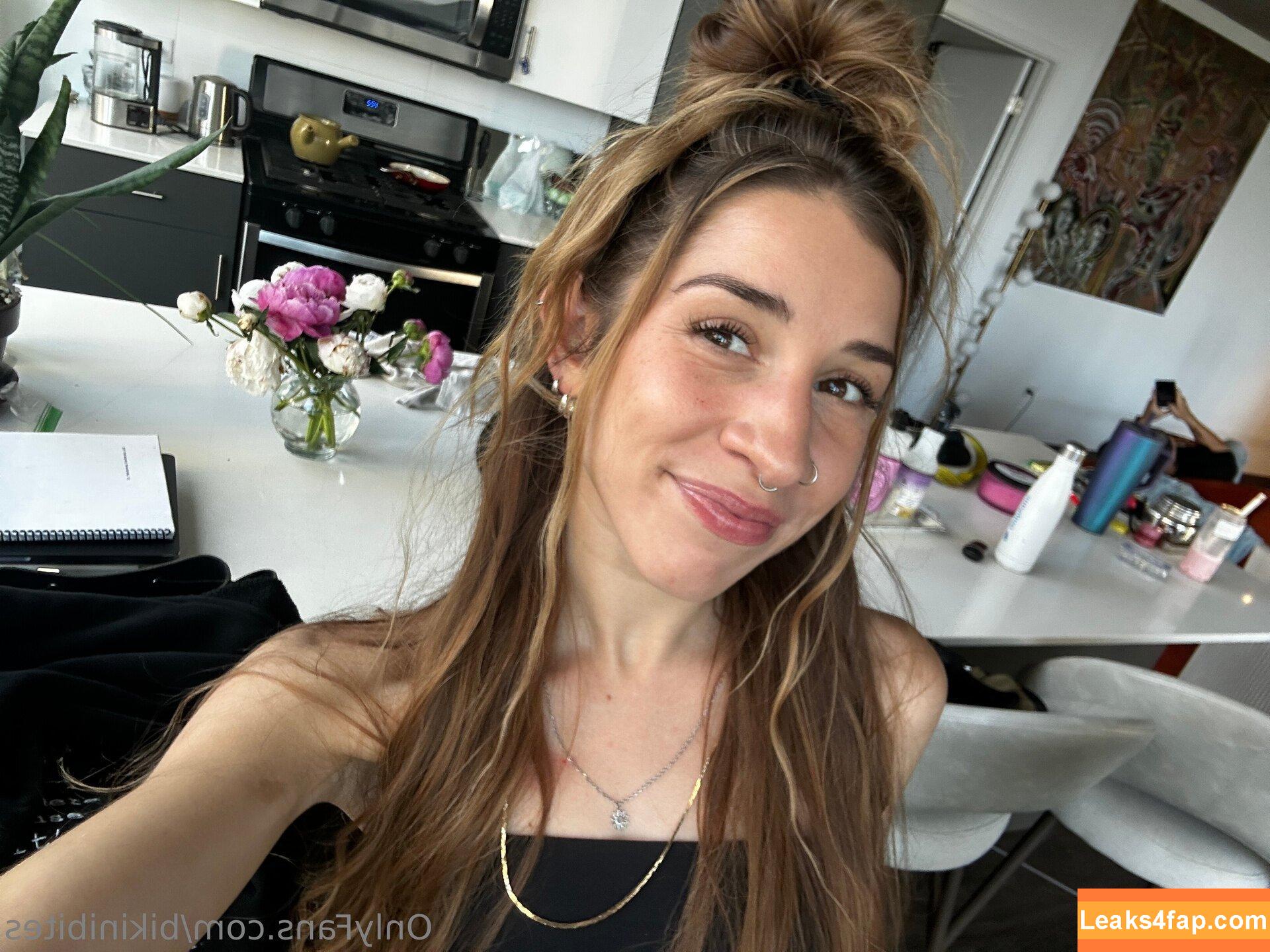 bikinibites /  leaked photo photo #0146