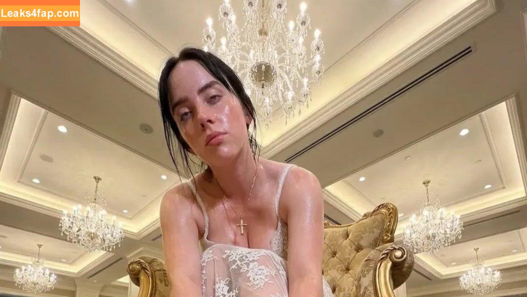 Billie Eilish Fake / billeeilish / billieeilish leaked photo photo #0975