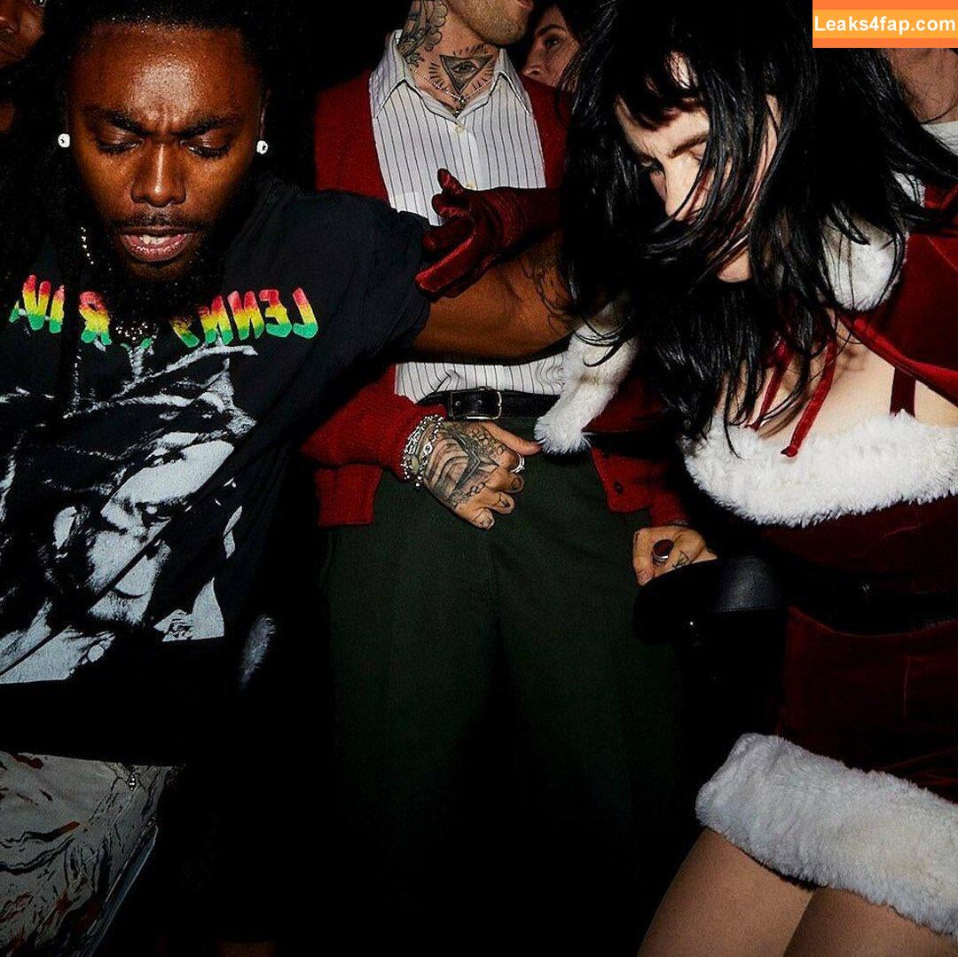 Billie Eilish / Fake / billeeilish / billieeilish leaked photo photo #0401