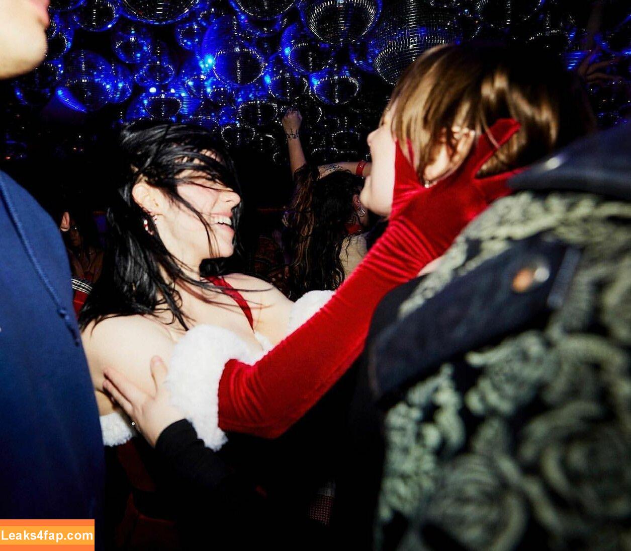 Billie Eilish / Fake / billeeilish / billieeilish leaked photo photo #0404