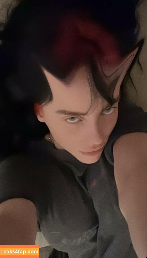 Billie Eilish / Fake / billeeilish / billieeilish leaked photo photo #0936