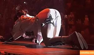 Billie Eilish photo #0143