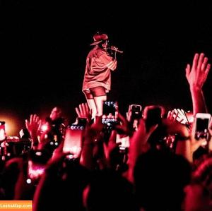 Billie Eilish photo #0557