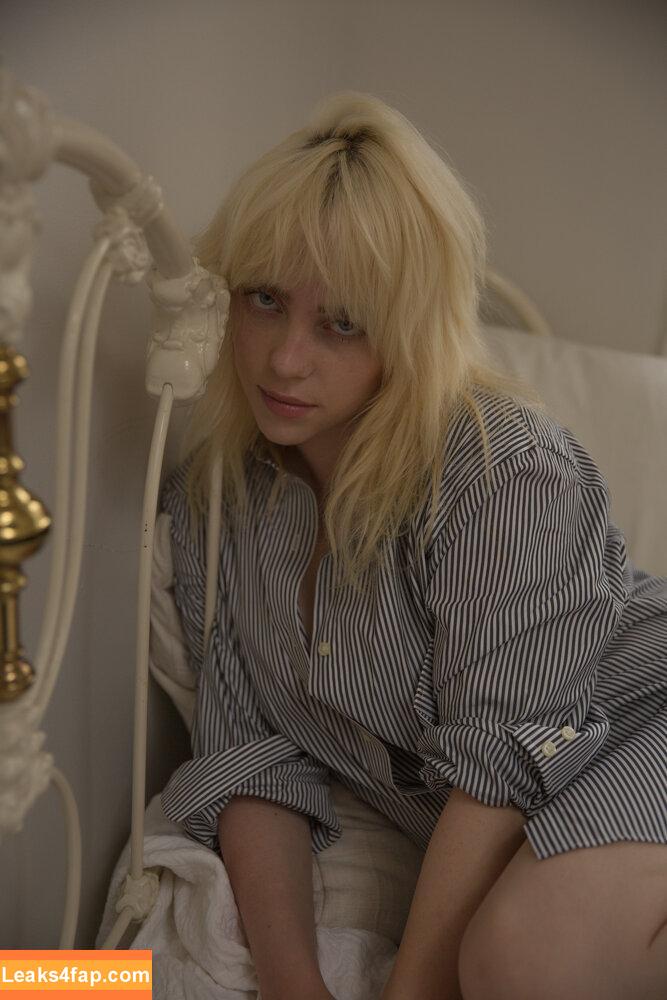 Billie Eilish / Fake / billeeilish / billieeilish leaked photo photo #1051