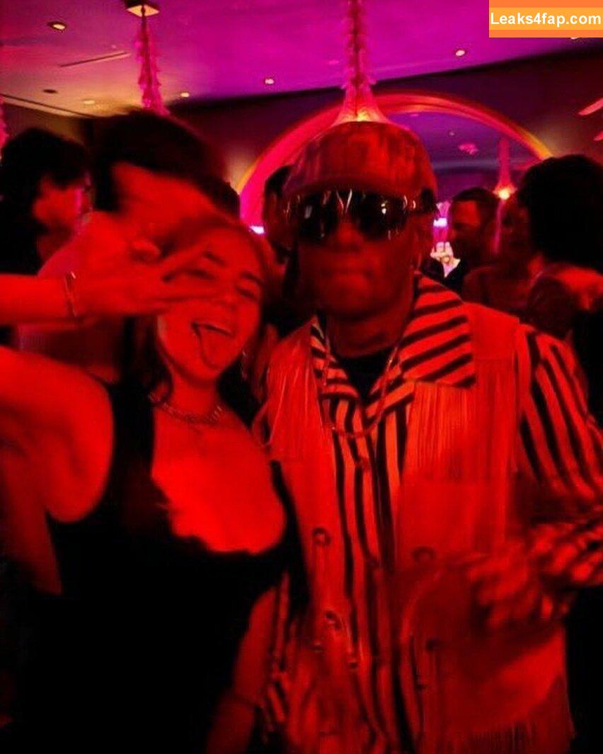 Billie Eilish / Fake / billeeilish / billieeilish leaked photo photo #1905