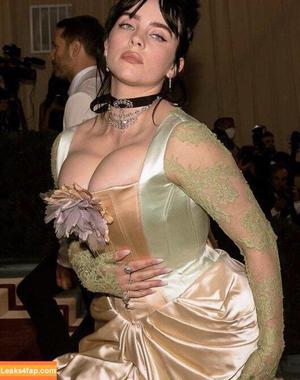 Billie Eilish photo #1300