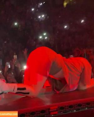 Billie Eilish photo #1935