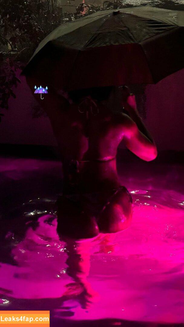 Billie Eilish / Fake / billeeilish / billieeilish leaked photo photo #2030