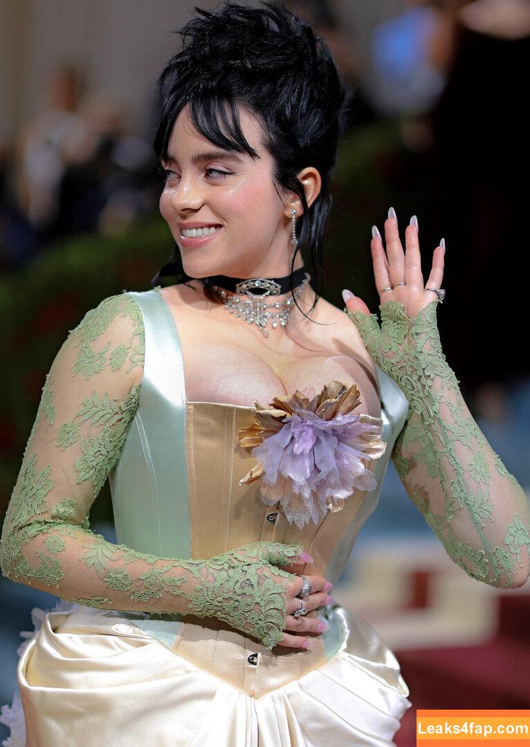 Billie Eilish / Fake / billeeilish / billieeilish leaked photo photo #2048