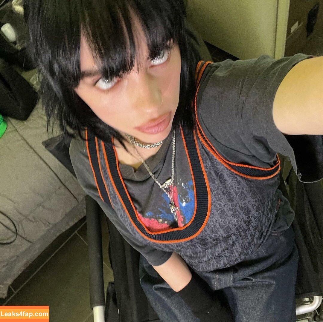 Billie Eilish / Fake / billeeilish / billieeilish leaked photo photo #2075