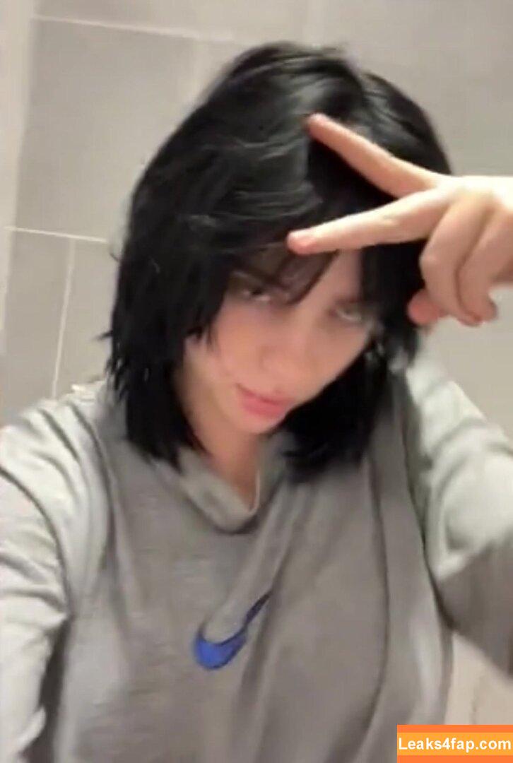 Billie Eilish / Fake / billeeilish / billieeilish leaked photo photo #2158