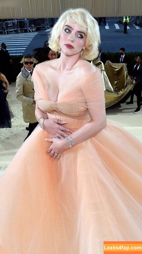 Billie Eilish / Fake / billeeilish / billieeilish leaked photo photo #2311