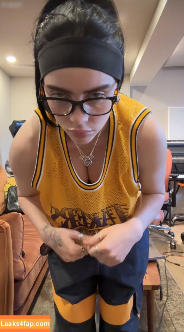 Billie Eilish / Fake / billieeilish leaked photo photo #2613