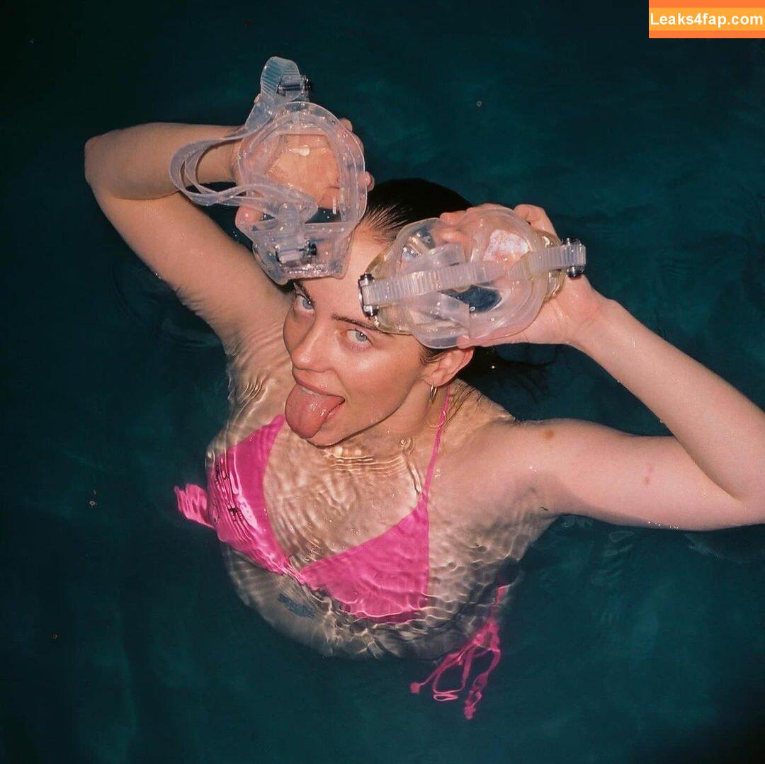 Billie Eilish / Fake / billieeilish leaked photo photo #2618