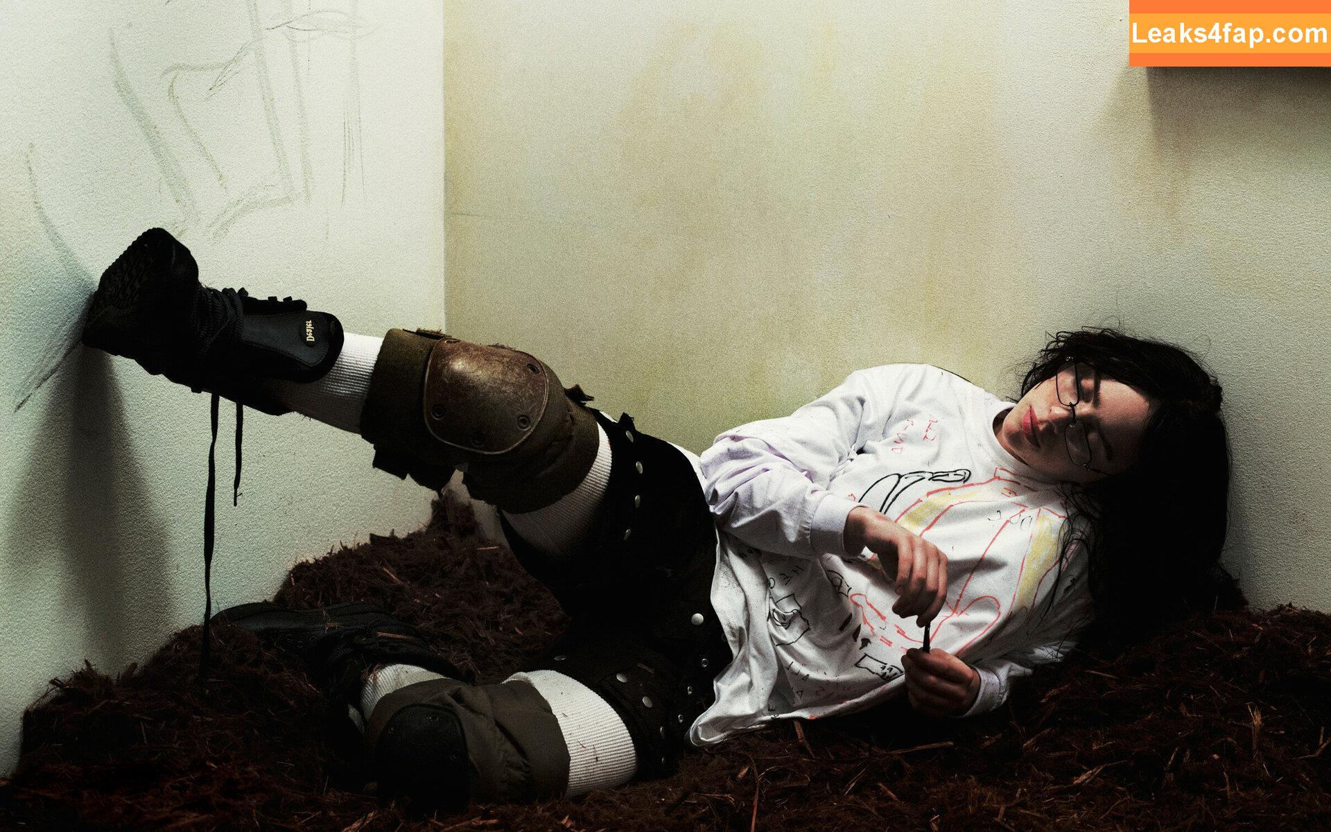 Billie Eilish / Fake / billieeilish leaked photo photo #2650