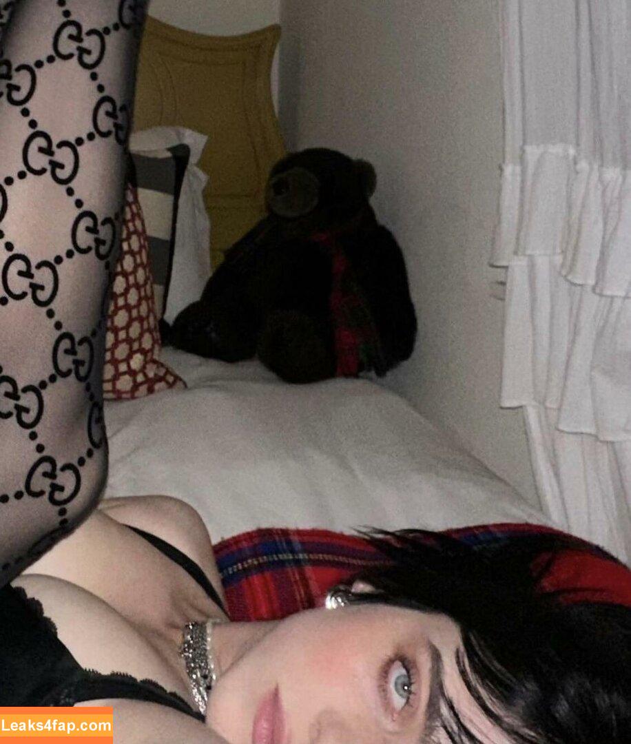 Billie Eilish / Fake / billeeilish / billieeilish leaked photo photo #2999