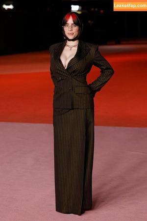 Billie Eilish photo #2329