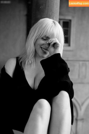 Billie Eilish photo #2411