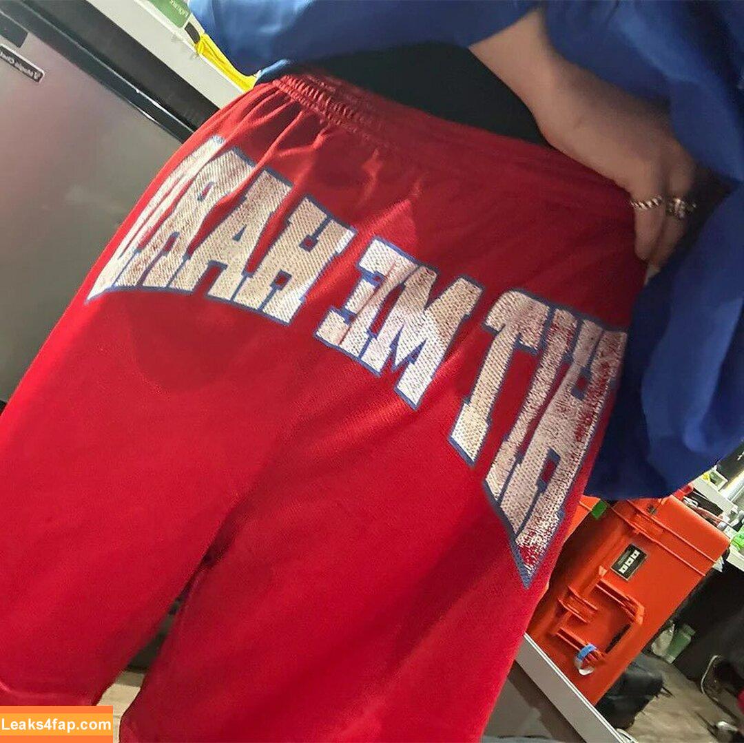 Billie Eilish / Fake / billieeilish leaked photo photo #3164