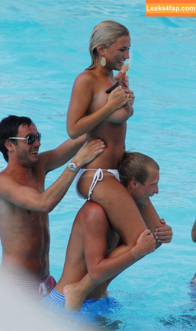 Billie Faiers /  leaked photo photo #0114